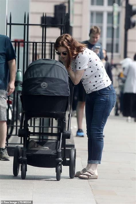 rose lesli|rose leslie daughter.